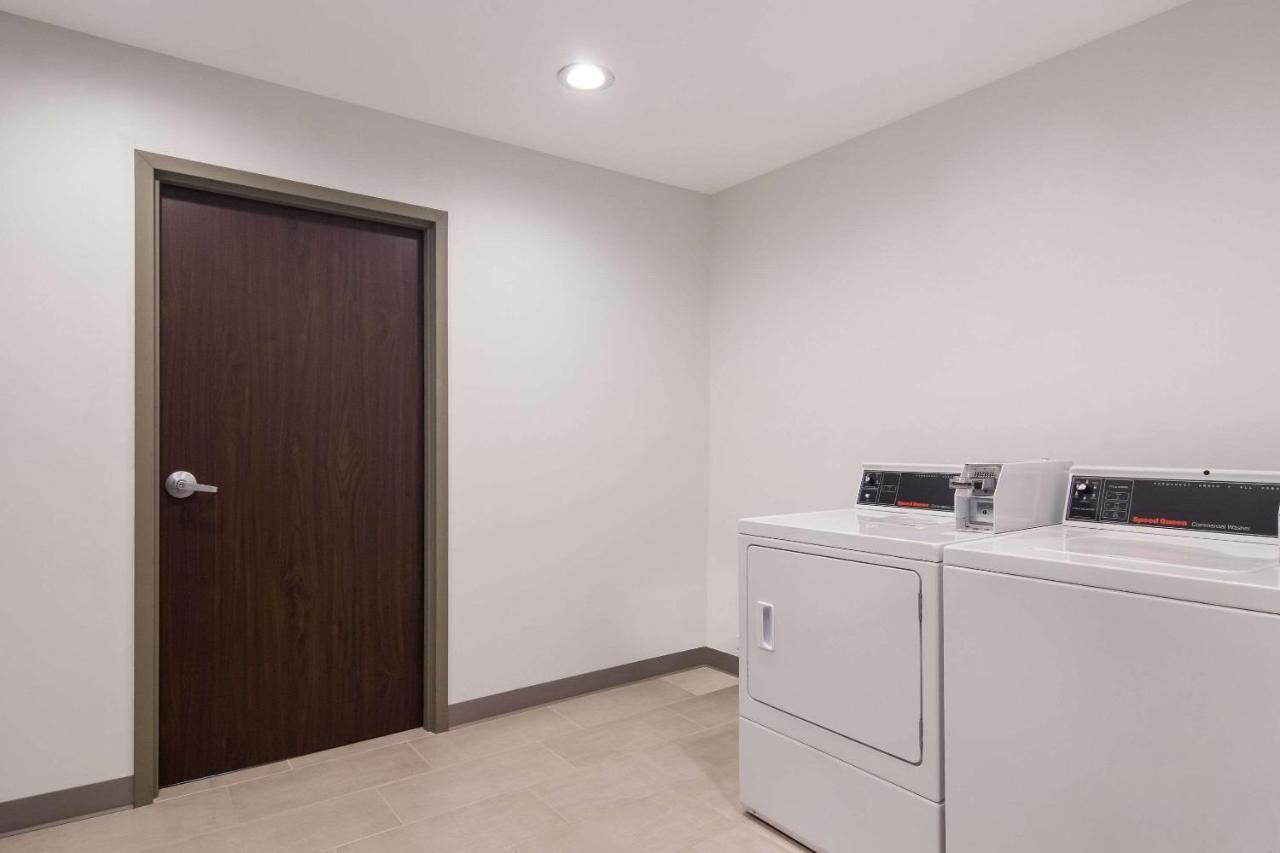 Mainstay Suites Clarion, Pa Near I-80 Exteriör bild